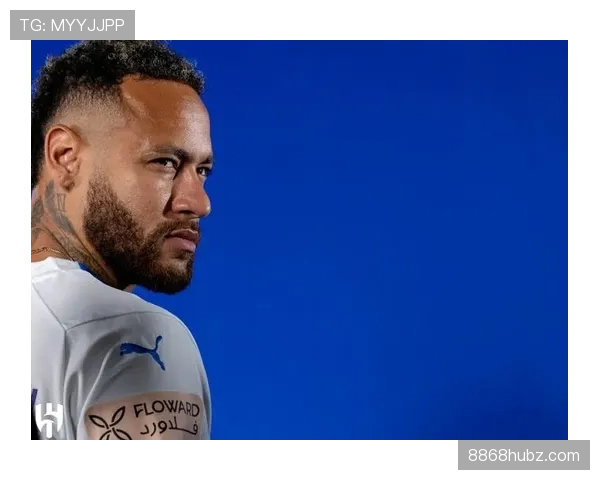 内马尔昨晚大秀豪宅泳池派对，这生活简直让普通人喘不过气来…