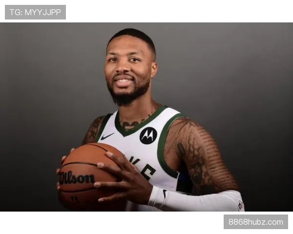 利拉德球场像CEO，社交照像隔壁大哥精打细算，反差太带感