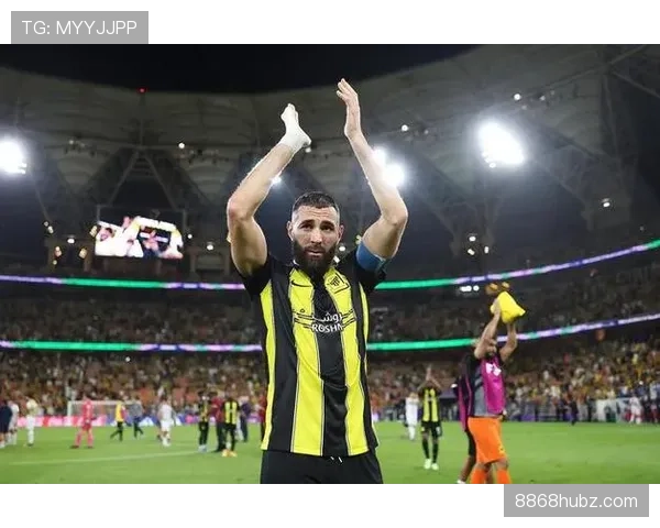 本泽马从青训到欧冠传奇的三阶段进化路径解析